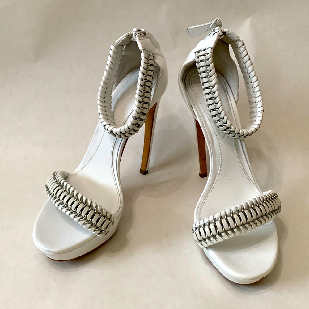 Alexander McQueen White Platforms size 38